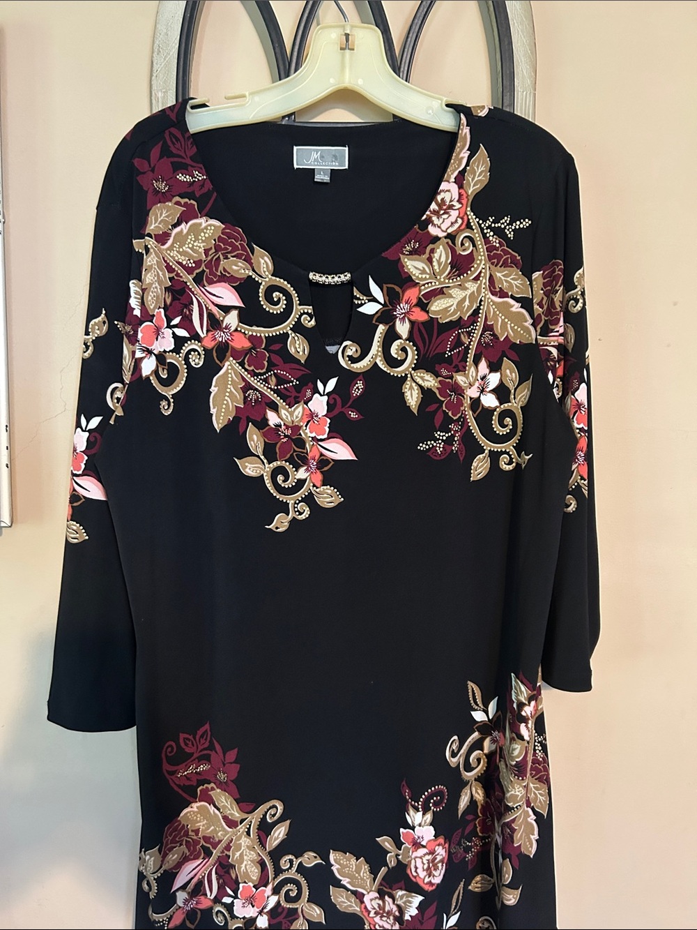 JM Collection Black Floral-Print Knit Tunic with Scoop Neck